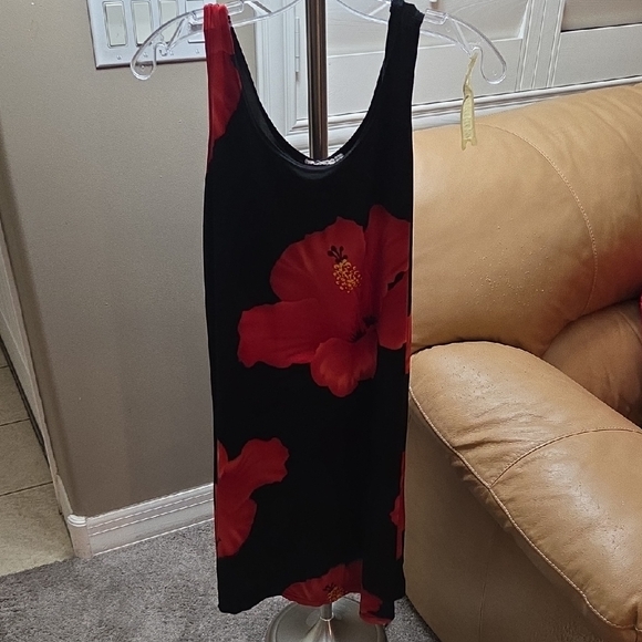 Other - 🏖️ Black Floral Bathing Suit Cover-Up – Size Large